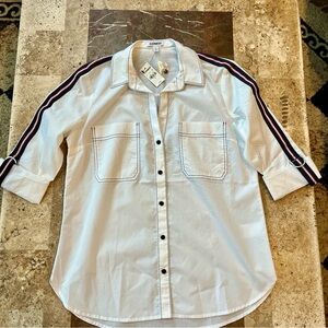 Women’s SZ S EXPRESS White V-Neck with Grosgrain Accent Relaxed Fit Blouse BNWT